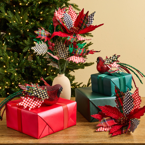 MacKenzie-Childs – Timeless Tartan Holly Spray - Image 2